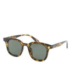 ASOS DESIGN plastic round square sunglasses in dark tort . Condition is "New wit